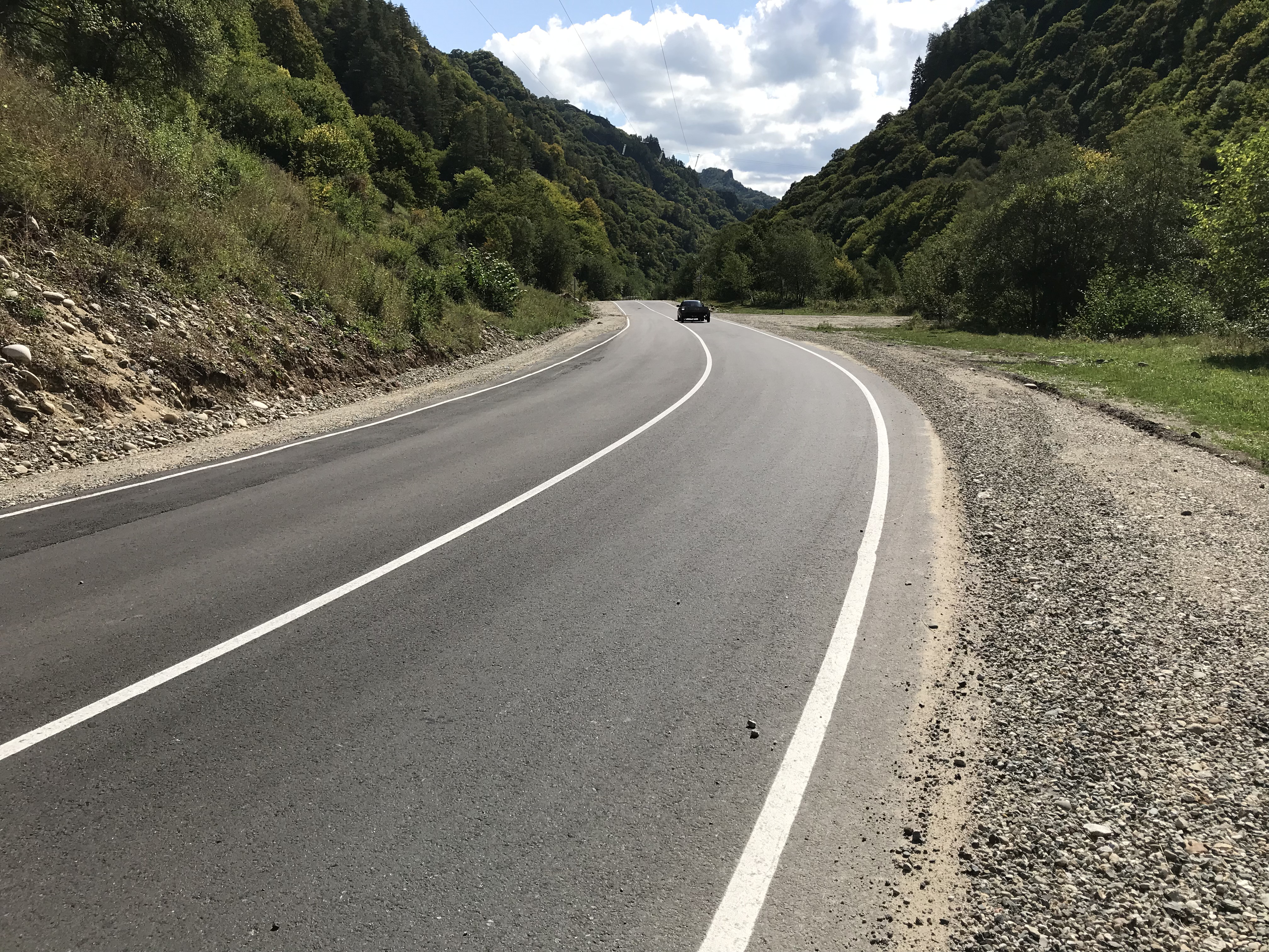 Качество дороги. Дорога КЧР. Дорога с Черкесска в Карачаевск. Дорога на Учкулан. Дорогами Карачаево Черкесии.